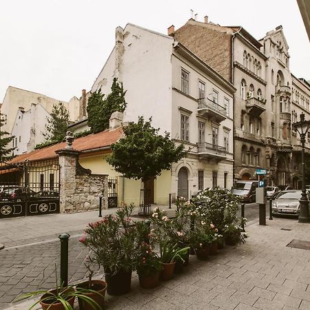 The Chapel - History, Tradition, Luxury Budapest Exterior foto